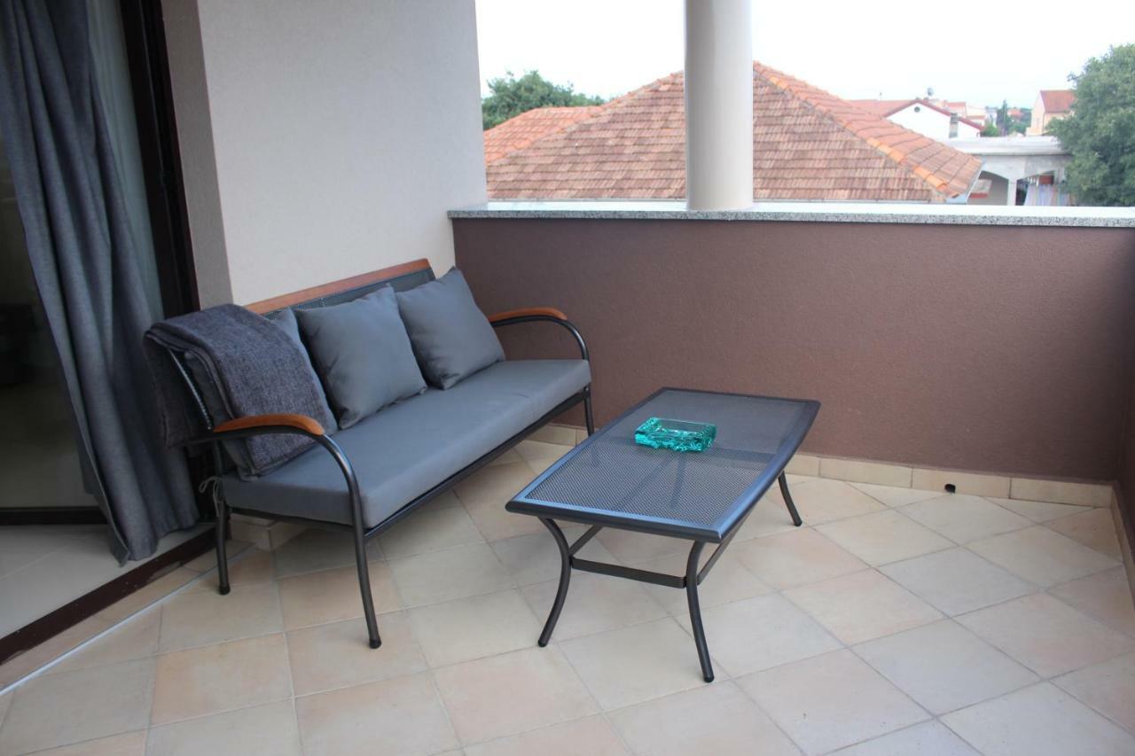 Apartments Helena Bibinje Luaran gambar